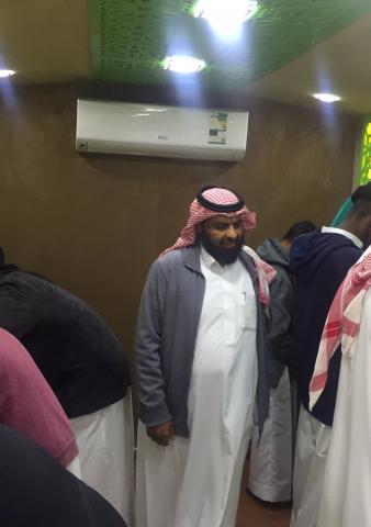 قافلة السعادة في زيارة لثانوية الإمام الجويني بحي العريجا